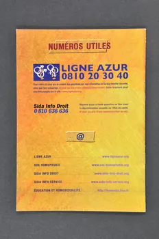 Sida Info Droit BROCHURE "L'homophobie : savoir et réagir" France 2004 2004.207.51  Photo Mucem