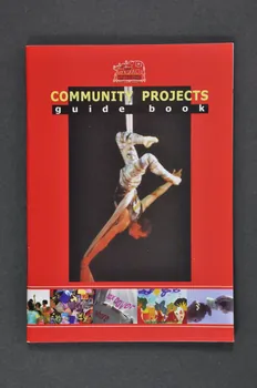 XVe International Aids Conference BROCHURE Community projects guide book (Guide des projets communautaires) International 2004 2004.207.70 Photo Mucem
