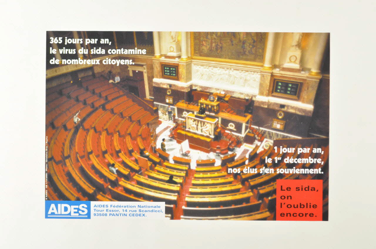 Aides Fédération Nationale affiche "365 jours par an, le virus du sida contamine de nombreux citoyens. 1 jour par an, le 1er décembre, nos élus s'en souviennent" France 2000 2003.125.73 Photo Mucem
