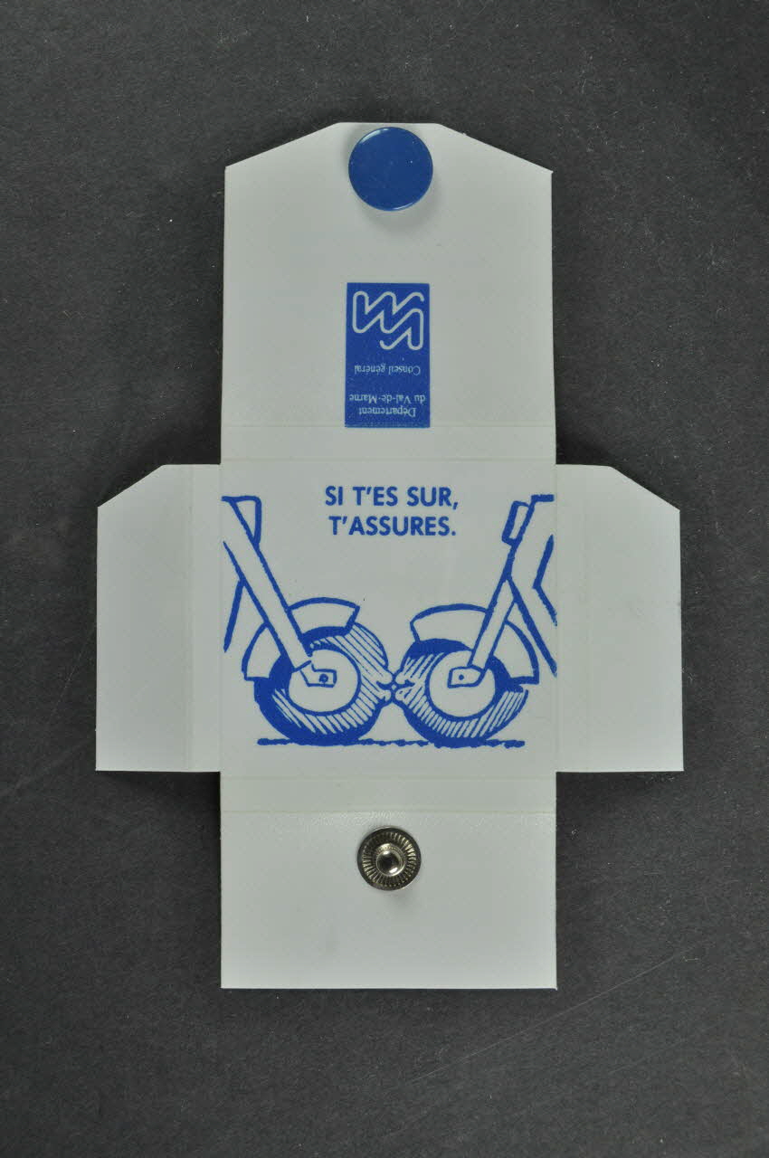 Emballage de préservatif "Si t'es sur, t'assures " (sans préservatif) 2003.125.74 Photo Mucem