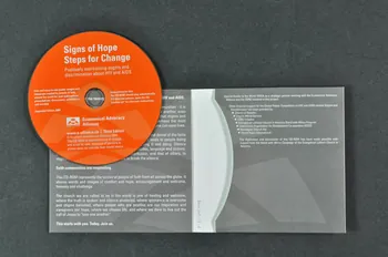 Ecumenical Advocacy Alliance CD-ROM "Signs of hope. Steps for change" (Signes d'espoir. Pas vers le changement) International 2004 2004.207.95.1-2 Photo Mucem