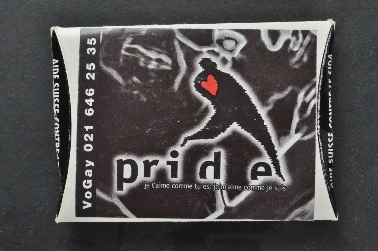 Aide Suisse Contre Le Sida / Vogay Préservatif "Pride. Je t'aime comme tu es, je m'aime comme je suis" Lorraine, France 2002 2003.125.76.1-4 Photo Mucem