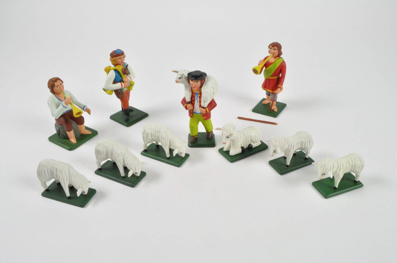 Josef Hanl figurine de crèche République Tchèque 2004 2005.219.1.18-27 Photo Mucem