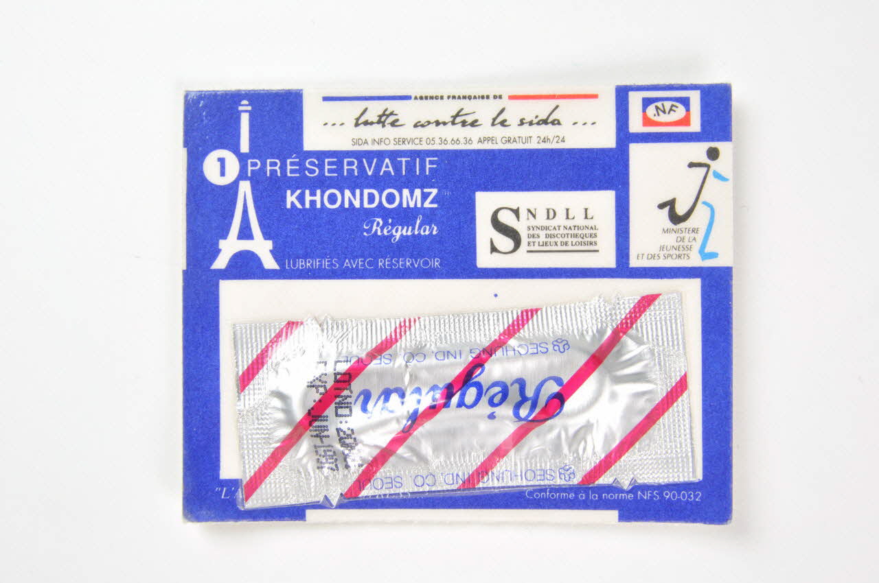 Afls, Ministère De La Jeunesse Et Des Sports, Préservatif "1 préservatif Khondomz Regular" France 1997 2003.125.785 Photo Mucem