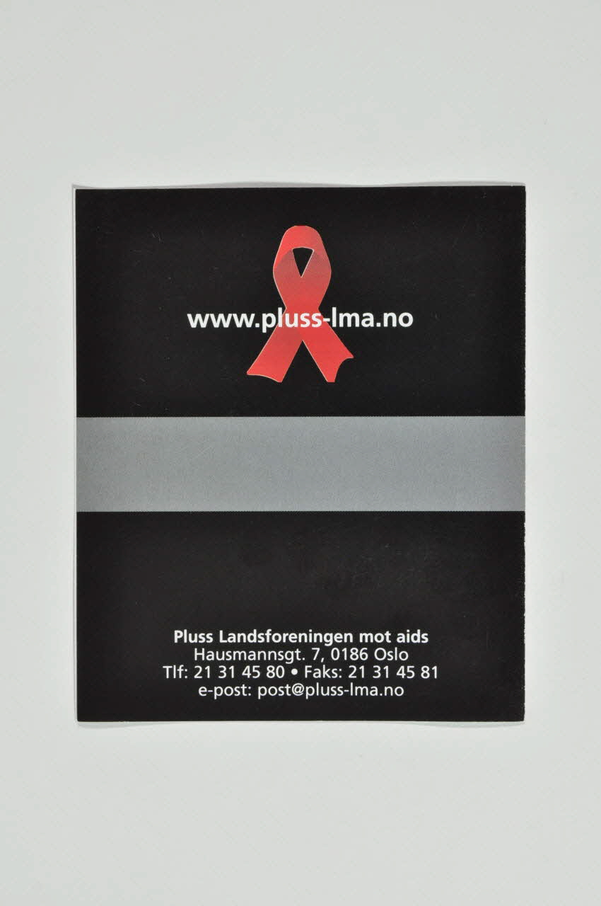 Dépliant "PLUSS Landsforeningen mot aids" 2004.208.5 Photo Mucem