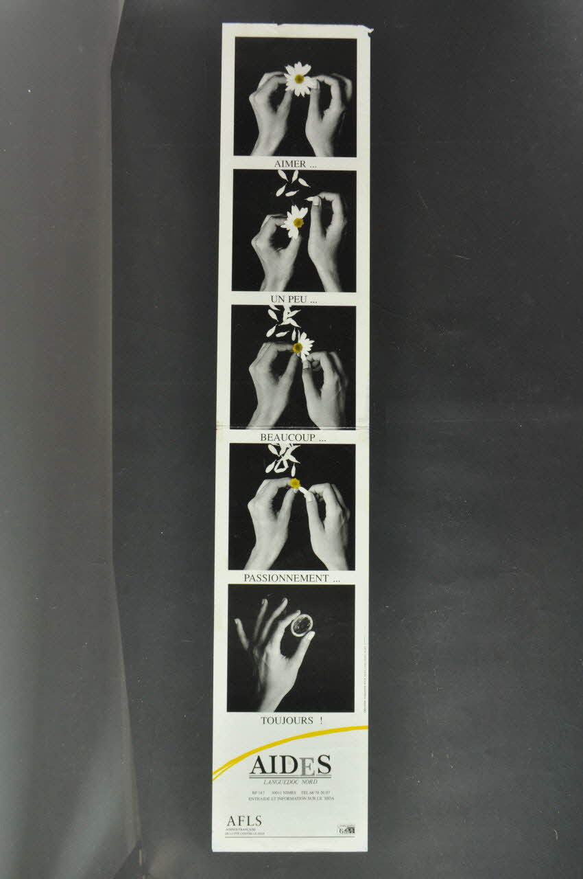 affiche "Aimer... un peu... beaucoup ... passionnément... toujours !" 2003.125.83 Photo Mucem