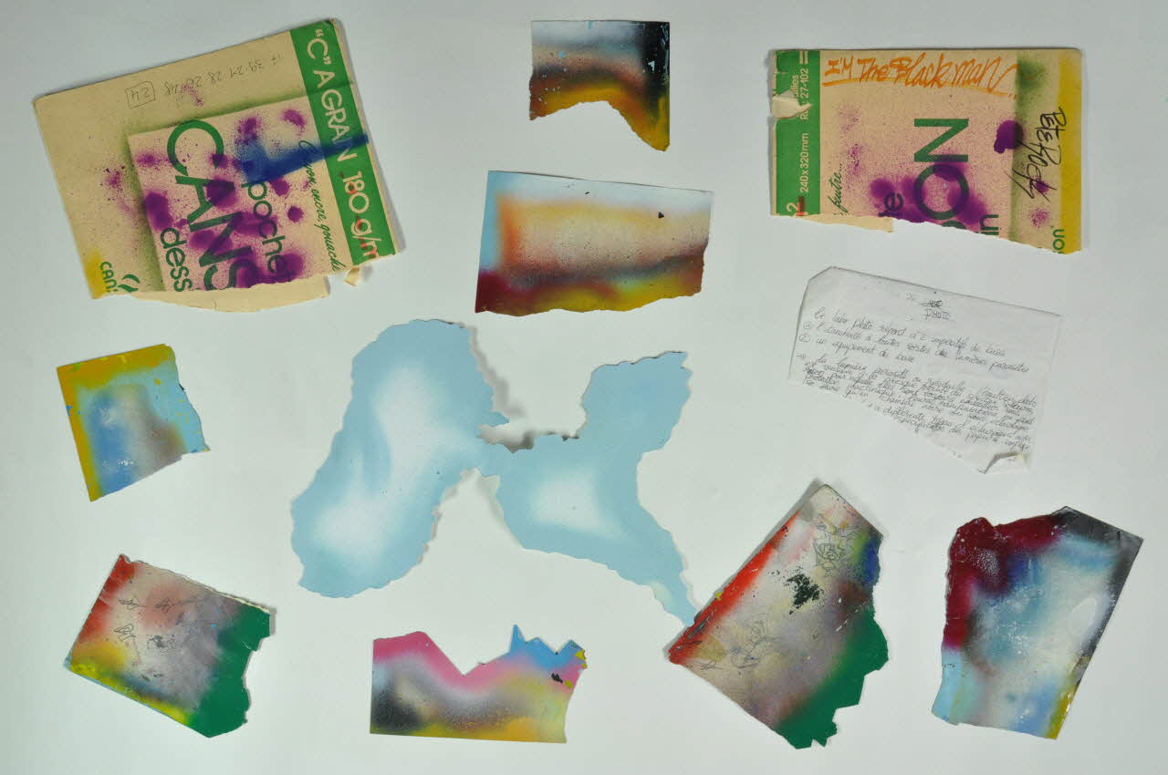 Dark pochoir Ensemble de cartons composant un pochoir 1989-1992 2004.21.5.1-11 Photo Mucem