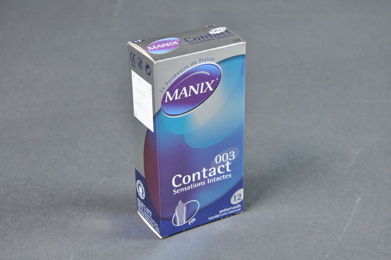 Manix; Etui de préservatif "Manix contact. Sensations intactes."(Boite verticale) France 2004 2004.210.11.1 Photo Mucem