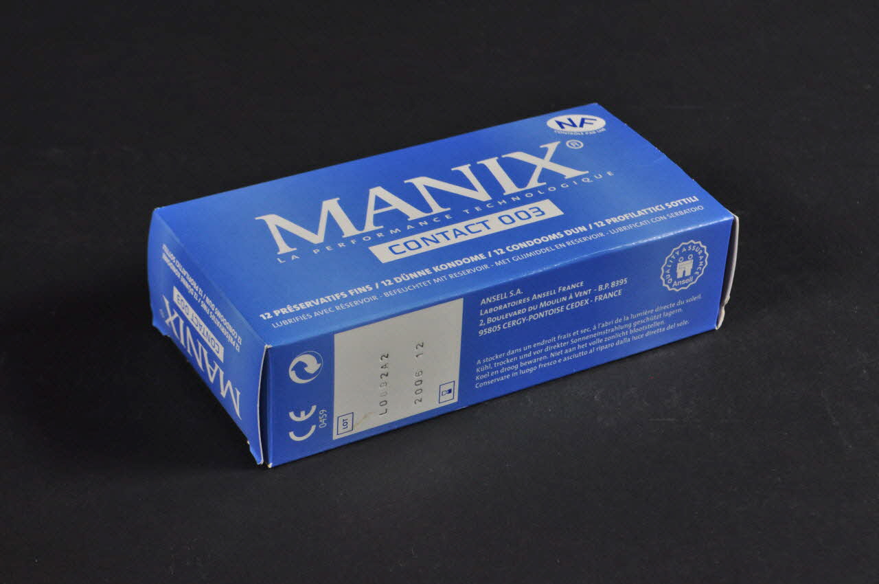 Manix; boîte de préservatifs "Manix contact. "(Boite horizontale) France 2004 2004.210.12.1 Photo Mucem