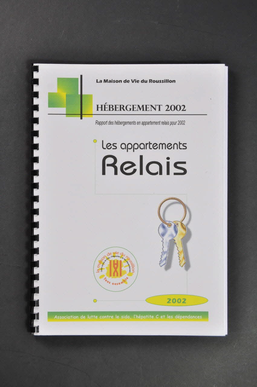La Maison De Vie Du Roussillon Rapport " Les appartements relais. Hébergement 2002. Rapport des hébergements en appartement relais pour 2002" Languedoc-Roussillon, France 2002 2003.129.15 Photo Mucem