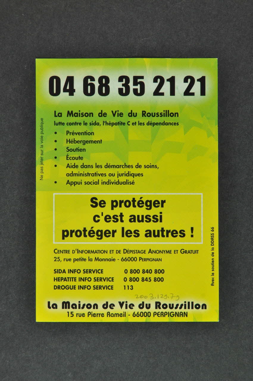 flyer "Se protéger, c'est aussi protéger les autres !" 2003.129.79  Photo Mucem