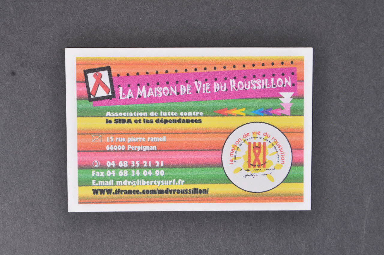 Carte de rendez-vous "La Maison de Vie du Roussillon /  "Quand je me protège ... je te protège.."(femmes) 2003.129.80 Photo Mucem