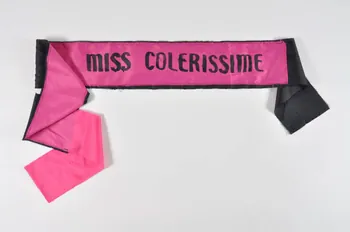 Echarpe "Miss Colérissime" 2004.211.11  Photo Mucem