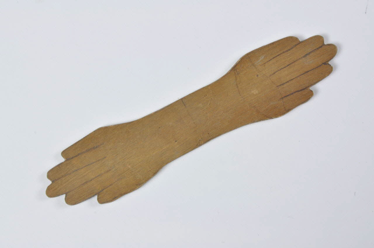 main de marionnette 1952.55.11 Photo Mucem