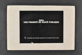 pancarte "Sida. Une priorité de santé publique" 2004.211.32 Photo Mucem