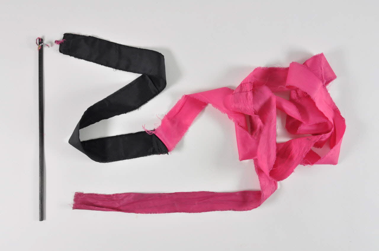 ruban Baguettes de majorettes  gay pride 2004.211.45.1 Photo Mucem