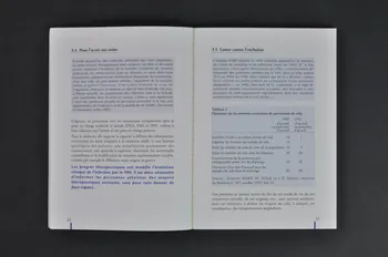 Ministère des Affaires Sociales, de la Santé et de la Ville livre "Programme de lutte contre le sida. Plan triennal de prévention 1993-1995" France 1993/9 2003.130.8 Photo Mucem