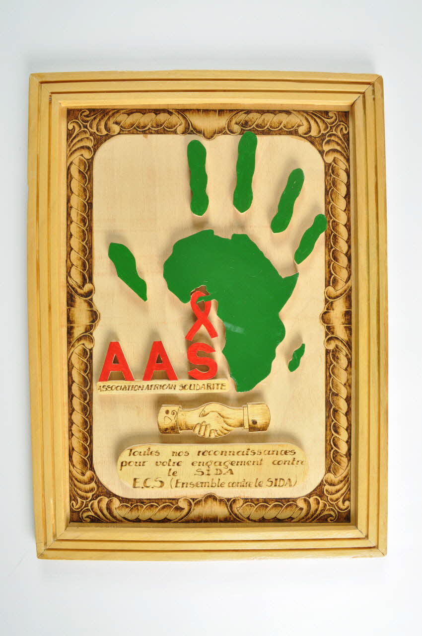 Association African Solidarité tableau "Toutes nos reconnaissances pour votre engagement contre le SIDA. ECS (Ensemble contre le Sida)" Afrique 2004 2005.251.1 Photo Mucem