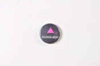 badge 2004.212.27 Photo Mucem