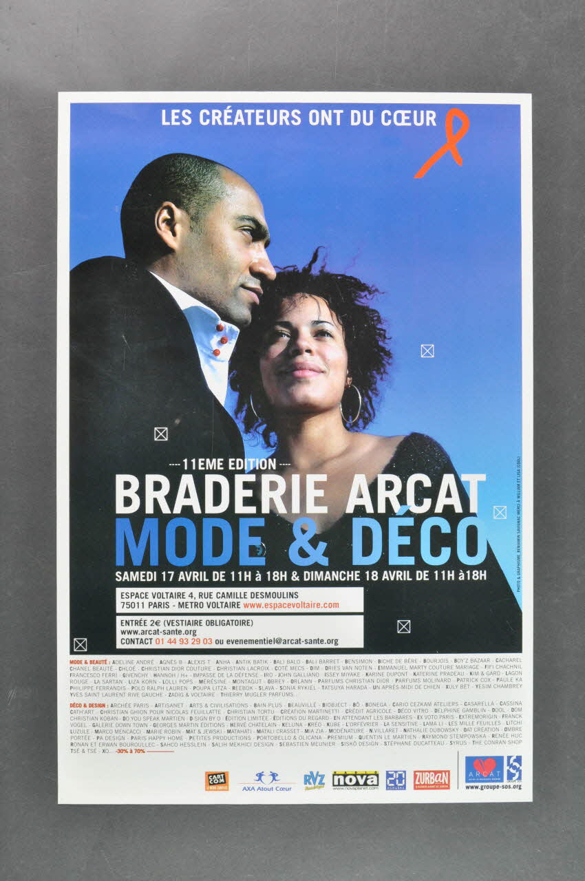 Association pour la Recherche, la Communication et les Actions pour l'Accès aux Traitements (ARCAT) affiche "11° édition. Braderie  ARCAT. Mode et déco" France 2004 2005.253.30 Photo Mucem