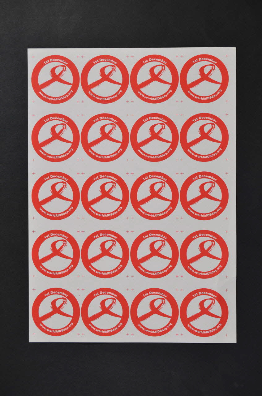 National Aids Trust (NAT) Planche d'autocollants Grande Bretagne 2004 2004.213.33 Photo Mucem