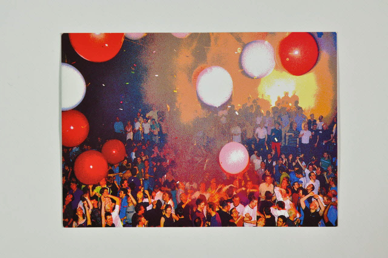 carte postale "+ve. Say it, hear it, it means "positive" (+ve. Dites-le, entendez-le, cela signifie "positif") 2003.131.60 Photo Mucem