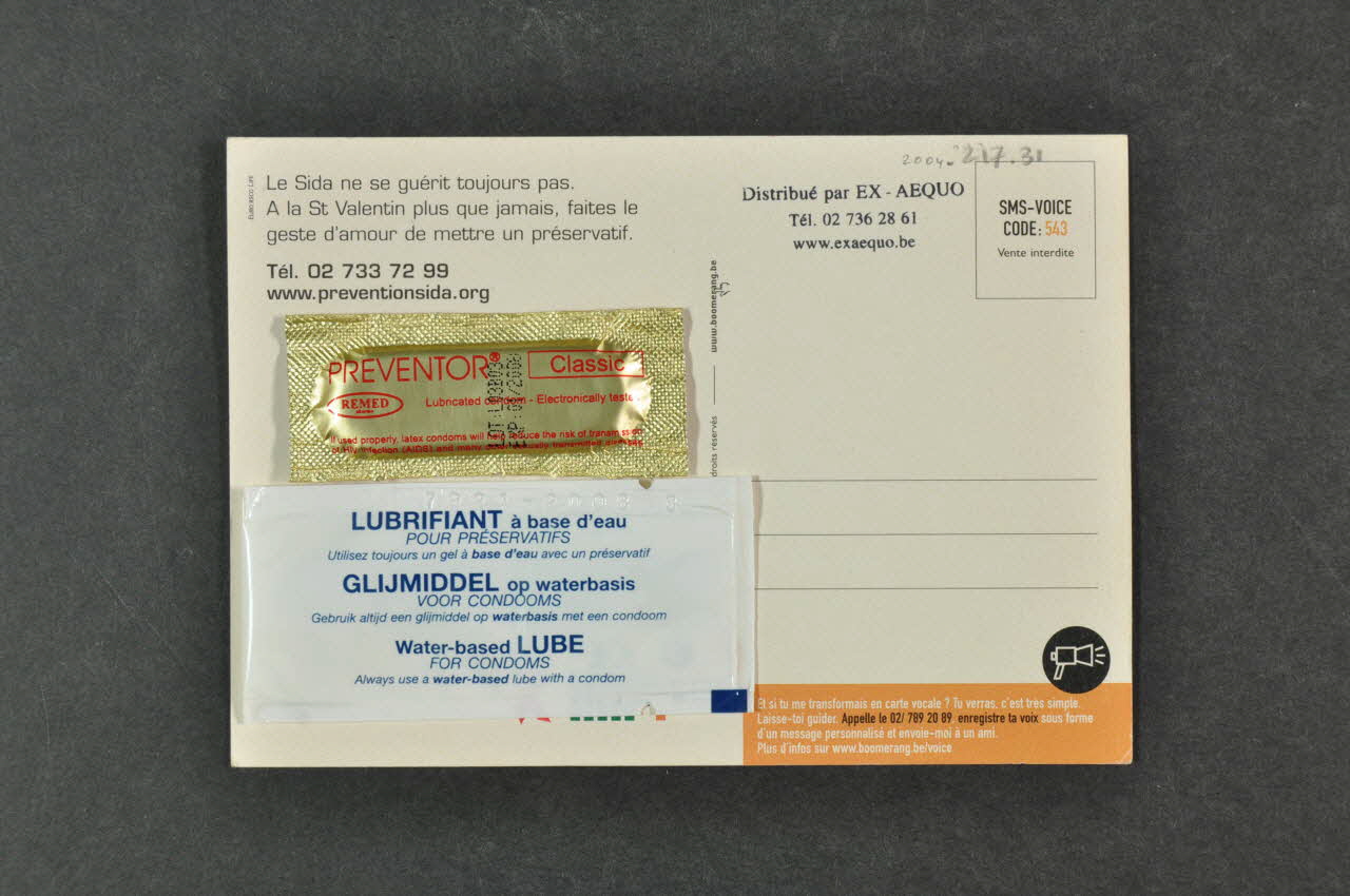 Ex Aequo carte postale "Je t'aime" Belgique 2004 2004.217.31 Photo Mucem
