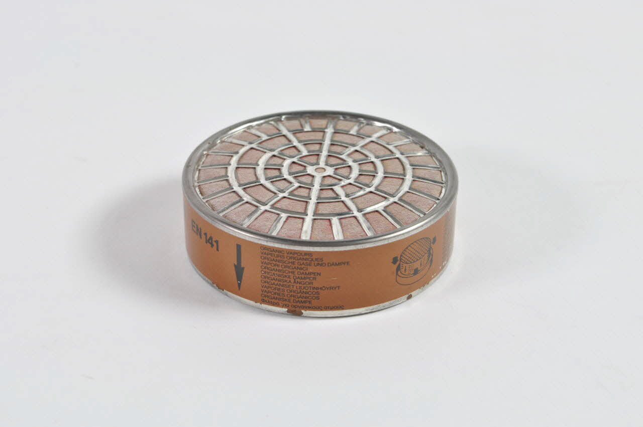 filtre Filtre pour les masques des graffeurs 2003.144.12.1 Photo Mucem