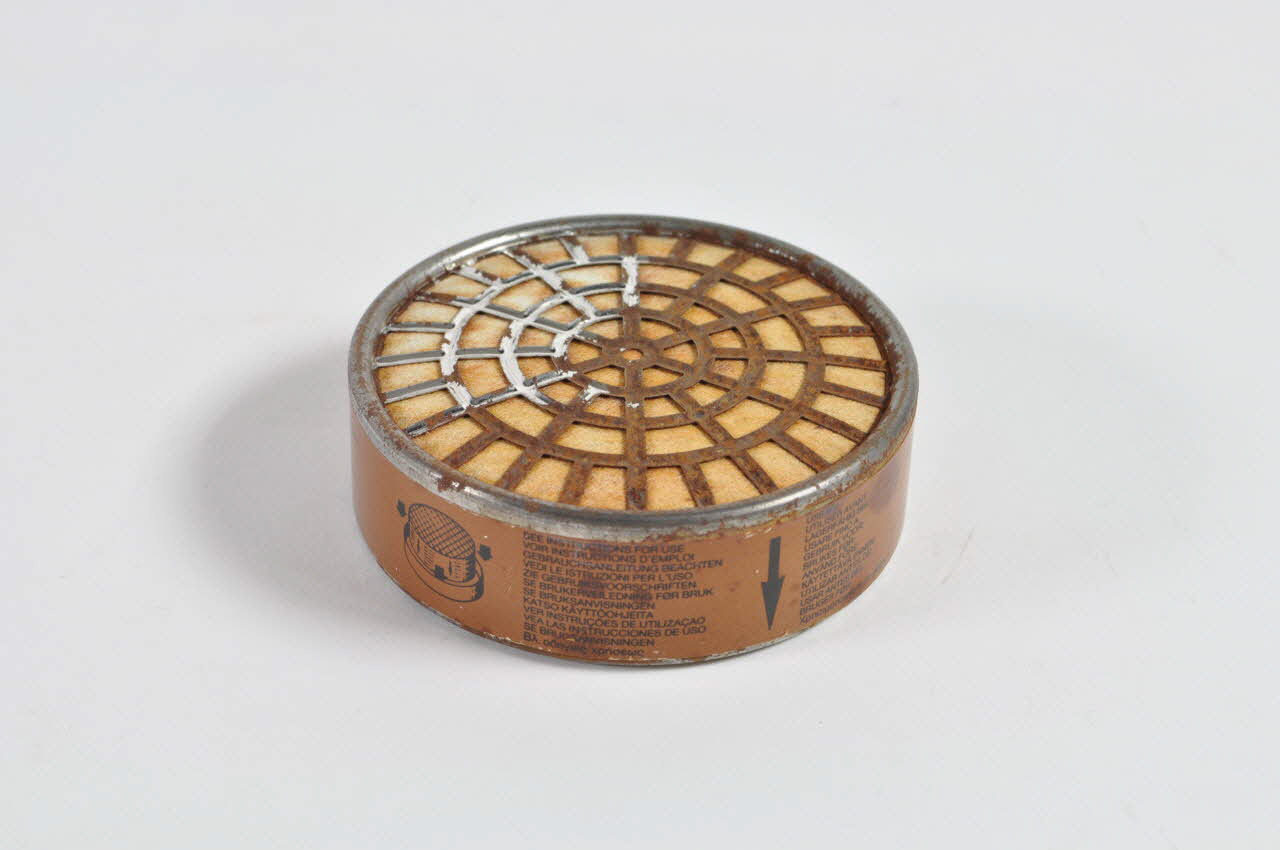 filtre Filtre pour les masques des graffeurs 2003.144.12.3 Photo Mucem