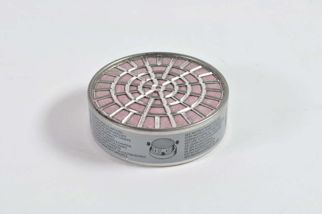 filtre Filtre pour les masques des graffeurs 2003.144.12.5 Photo Mucem