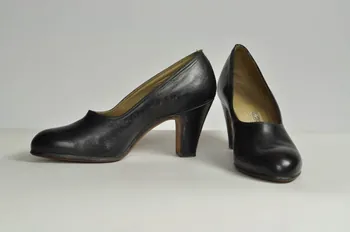 soulier de femme DMH1954.43.3.1-2 Photo Mucem