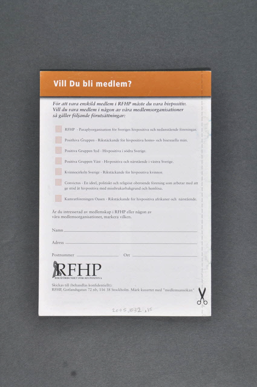 RiksföRbund FöR Hiv Positiva (Rfhp) Revue associative INFO Plus, 2002, n°3 / "XIV° Internationella AIDSkonferensen Barcelona" Suède 2002 2005.32.15 Photo Mucem