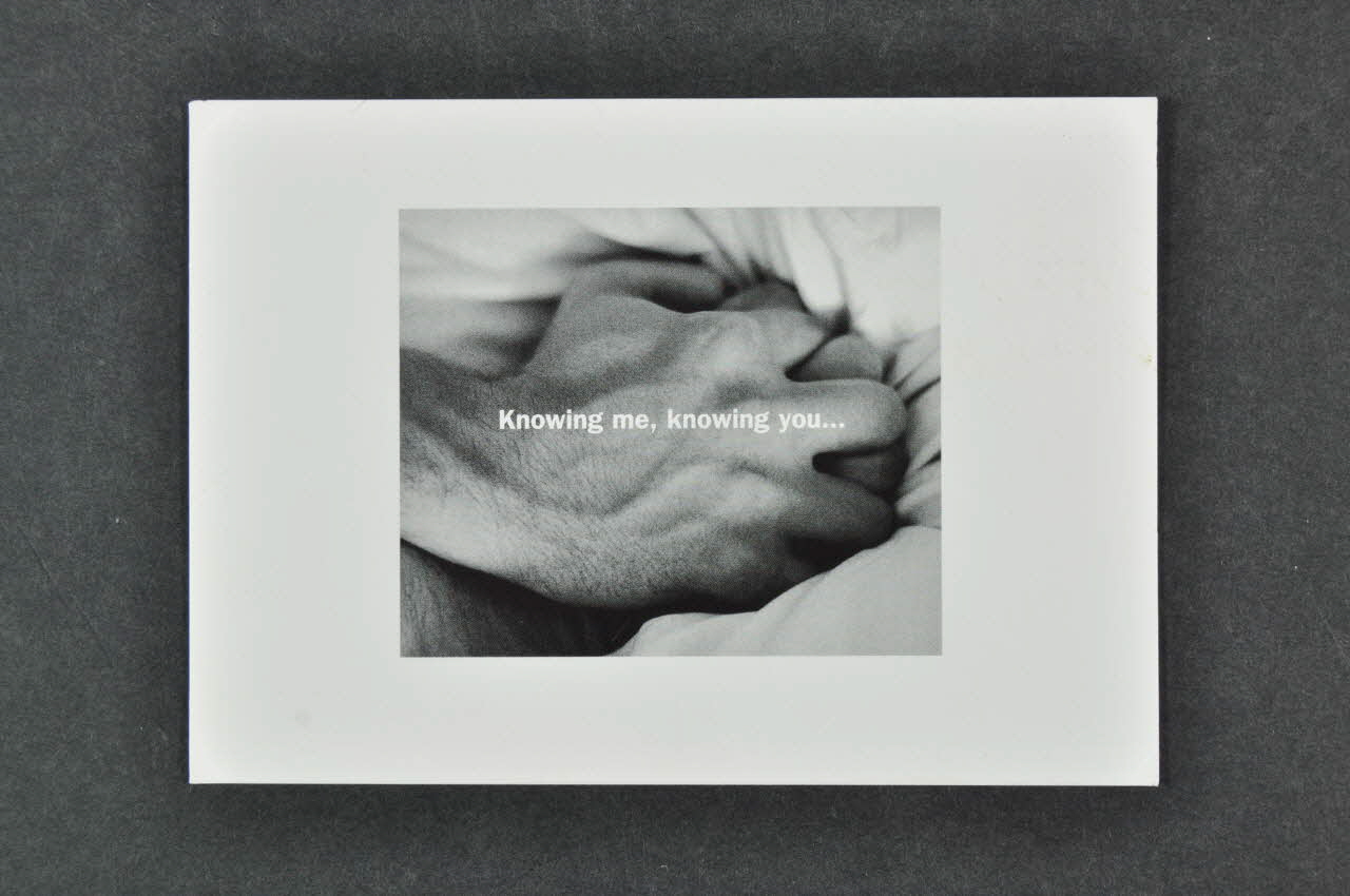 carte postale "Knowing me, knowing you" (Me connaître, vous connaître) (en anglais) 2005.33.16 Photo Mucem