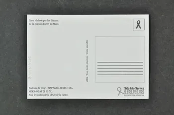 Détenus De La Maison D'arrêt Du Mans carte postale "Le virus du sida est sans pitié. Le seul moyen de le combattre, c'est le préservatif..." Pays de la Loire, France 2004/12/11 2004.230.9 Photo Mucem