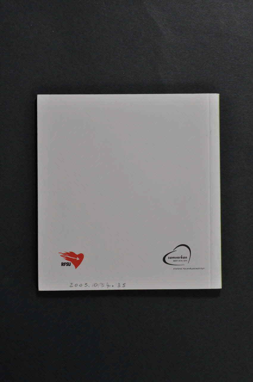 Statens FolkhäLsoinstitut et RFSU BROCHURE "Kondylom / Kondom" (Condylome / préservatif) Suède 2004 2005.34.35 Photo Mucem