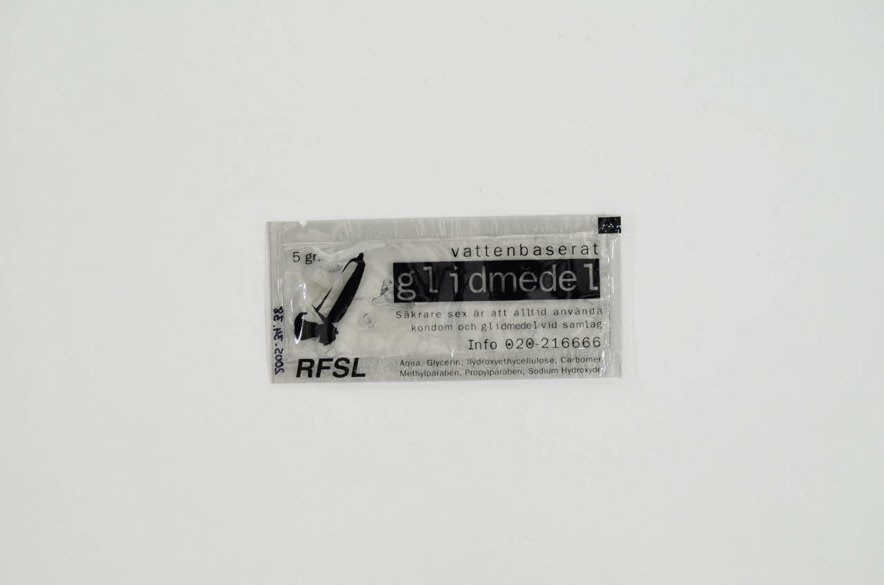 RFSL Enveloppe de gel lubrifiant "glidmedel" Suède 2005 2005.34.38 Photo Mucem