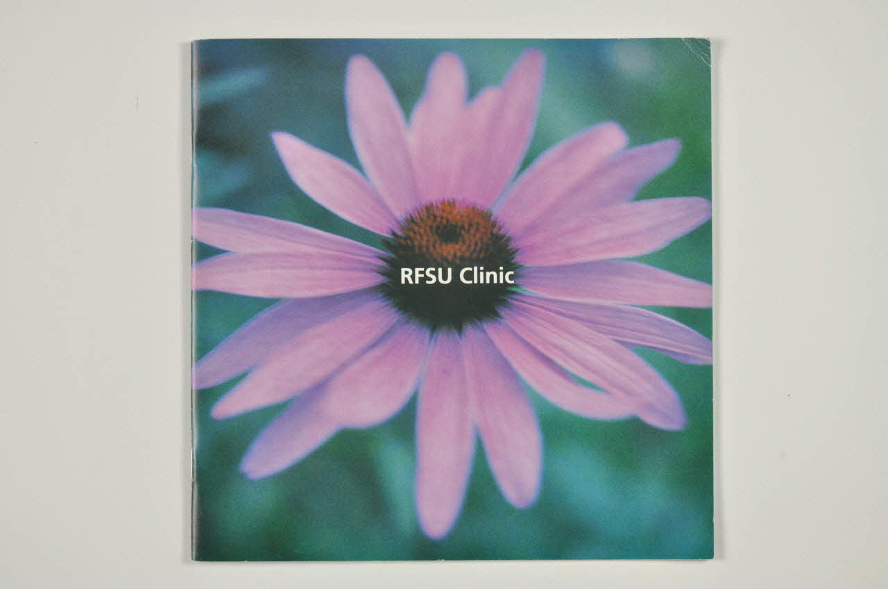 Rfsu BROCHURE "The RFSU Clinic" (La clinique RFSU) Suède 2000 2005.34.76 Photo Mucem