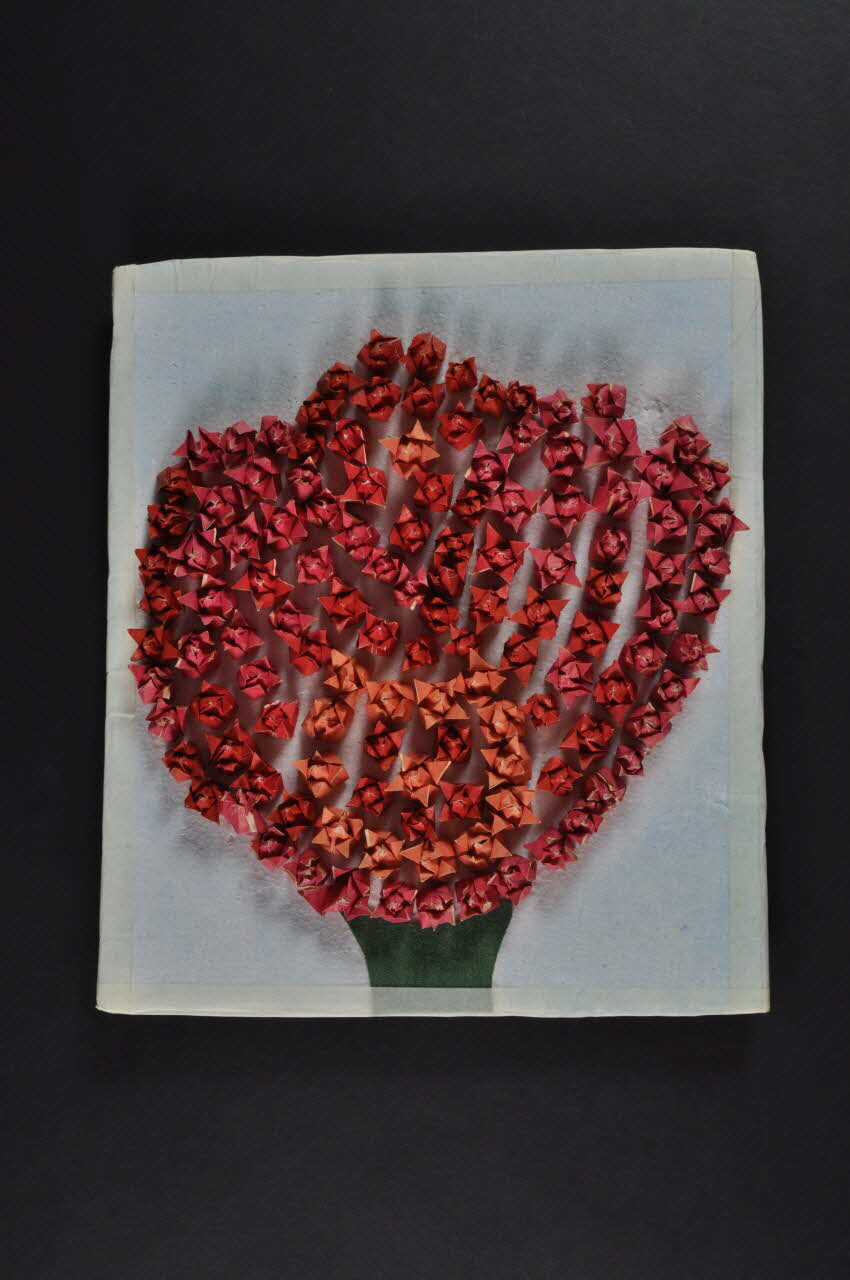 Auteur André (12 Ans) Tomsk tableau arbre aux tulipes Sibérie 2004/11 2004.236.13 Photo Mucem