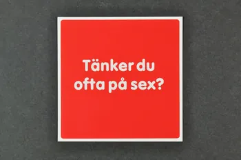 carte postale "Tänker du ofta pä sex ? / Grattis" 2005.35.20 Photo Mucem