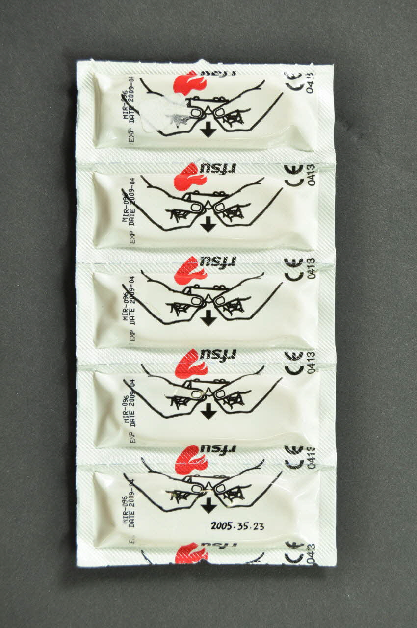 Rfsu Enveloppe de préservatif "Profil" Suède 2005 2005.35.23 Photo Mucem