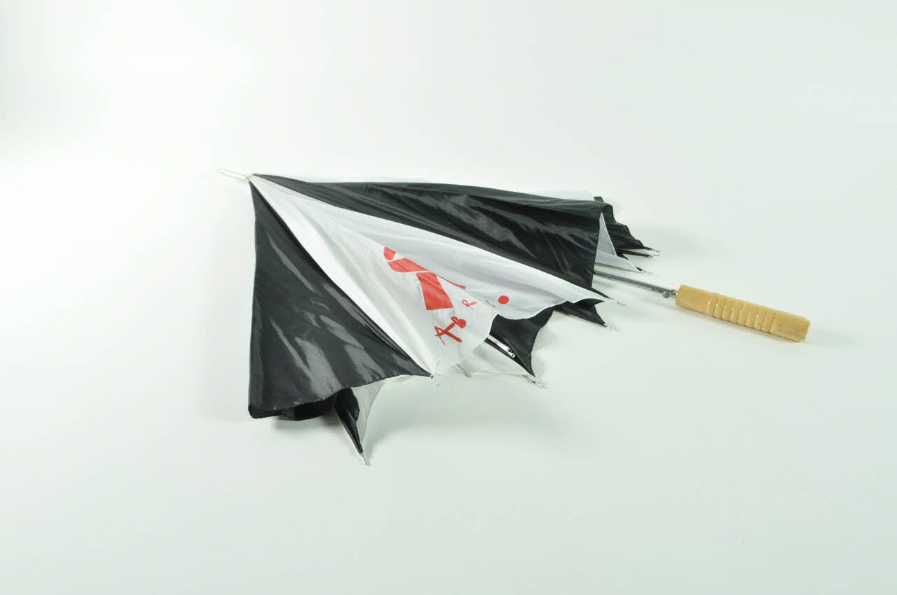 PARAPLUIE 2003.19.29.1 Photo Mucem