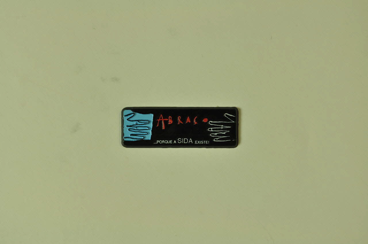 aimant Aimant "Abraço" 2003.19.3 Photo Mucem