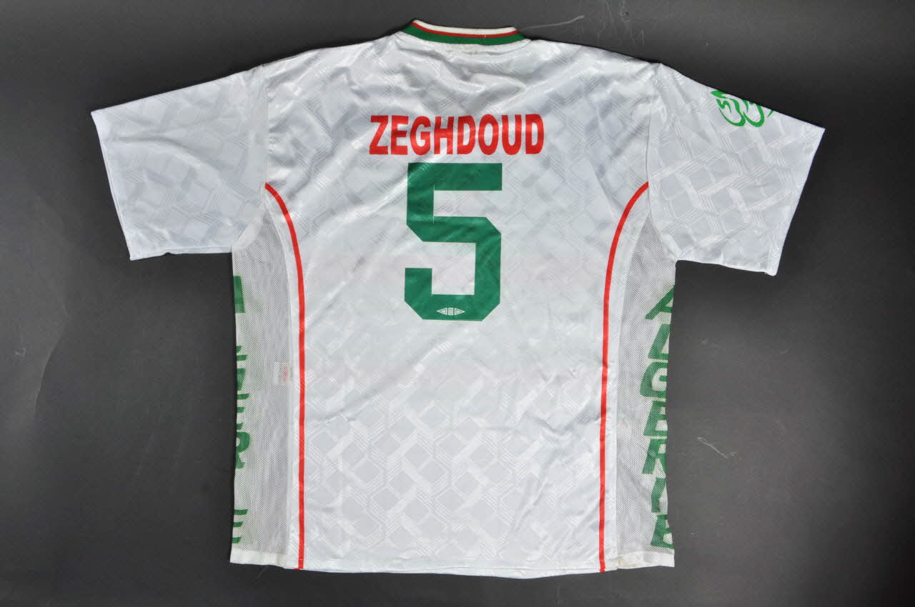 maillot de sport 2002 2003.194.7 Photo Mucem