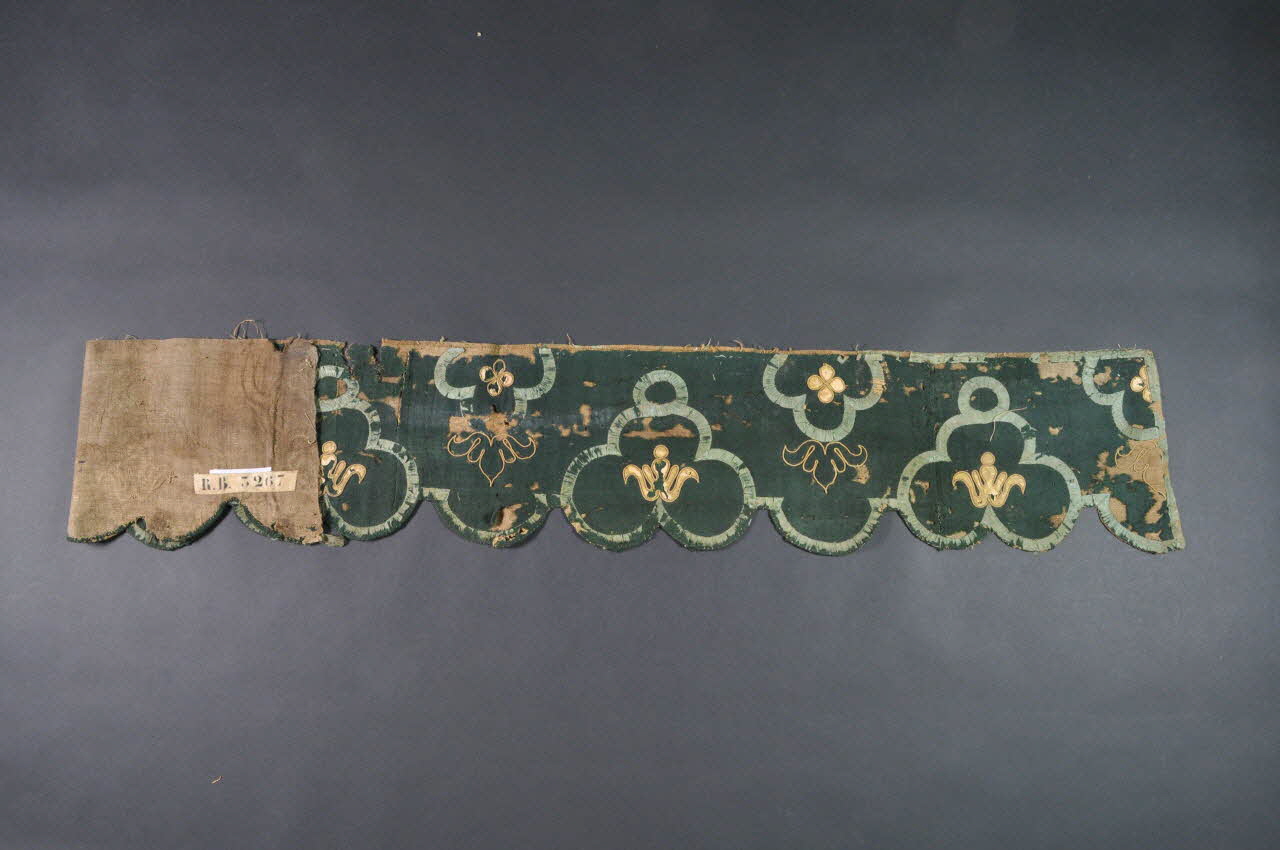 lambrequin de lit 2003.2.10.2 Photo Mucem