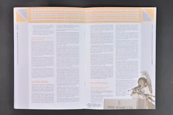Global Network Of People Living With Aids (Gnp+) BROCHURE "The dawn of new positive leadership .Conference report. 11 th International Conference for People Living with HIV/AIDS, october 26-30, 2003" (L'aurore d'un nouveau leadership positif. Rapport de la 11ème conférence internationale des personnes vivant avec le VIH/sida) Pays-Bas 2003 2005.45.6 Photo Mucem