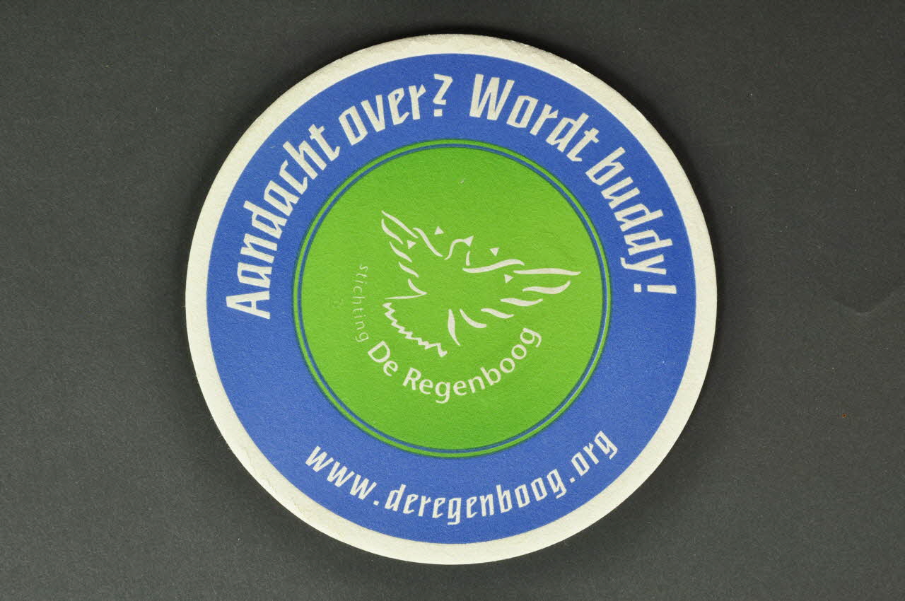 sous-bock "Aandacht over ? Wordt buddy !" 2005.46.2 Photo Mucem