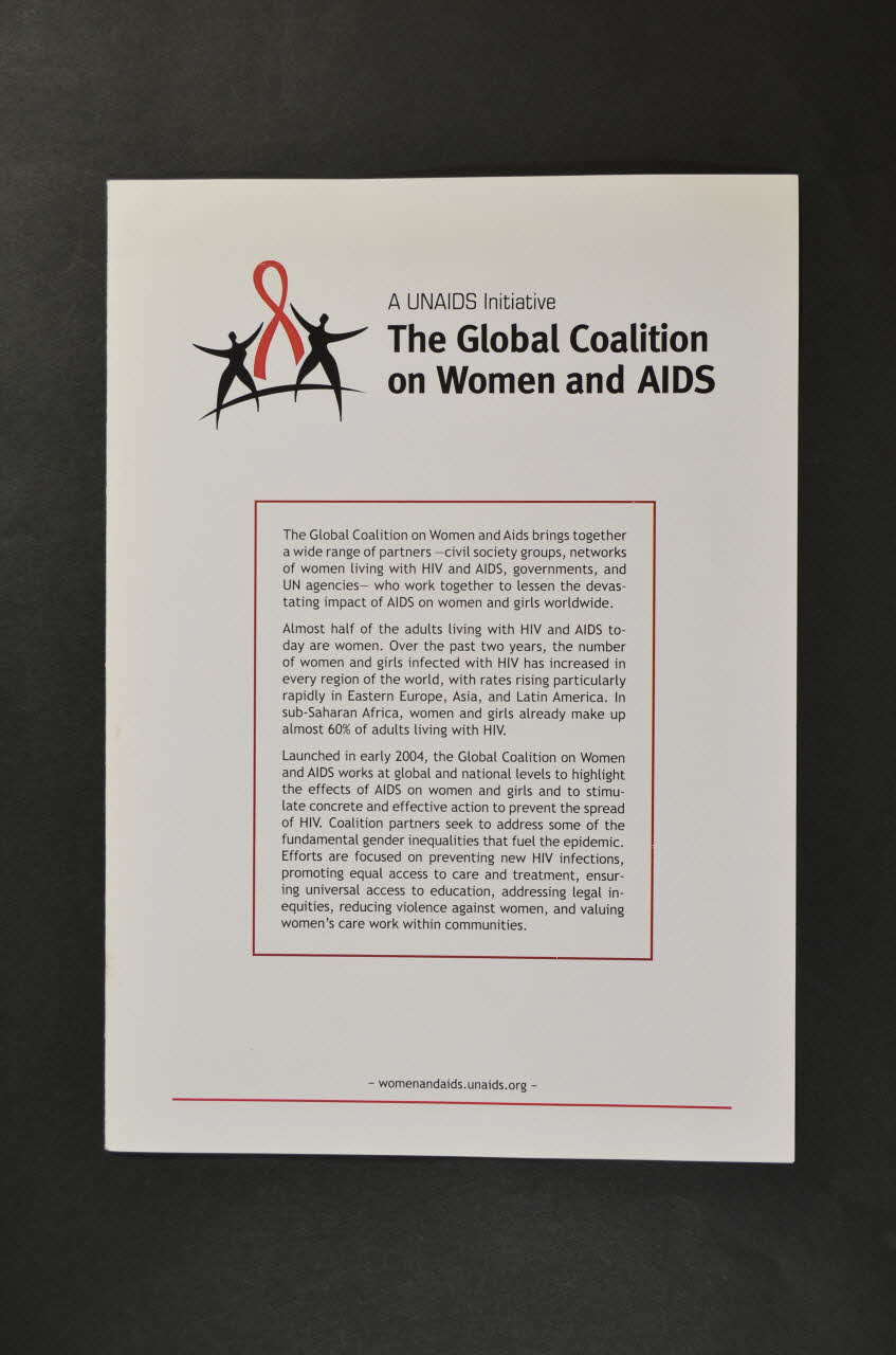 The Global Coalition On Women And Aids Dépliant "The global coalition on women and AIDS" (La coalition globale sur les femmes et le sida) Lorraine, France 2004 2004.240.5 Photo Mucem