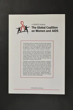 The Global Coalition On Women And Aids Dépliant "The global coalition on women and AIDS" (La coalition globale sur les femmes et le sida) Lorraine, France 2004 2004.240.5  Photo Mucem