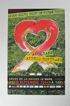 affiche "10 000 coeurs pour un ruban rouge / Avec Yann Arthus-Bertrand" Pays de la Loire, France 2004 2004.242.16 Photo Mucem