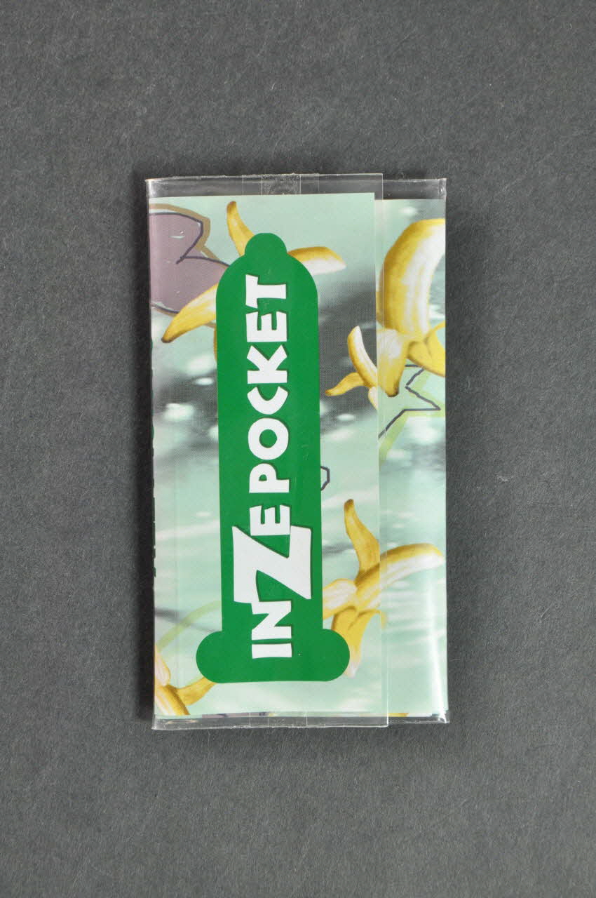 Plateforme Prévention Sida Préservatif "In Ze Pocket" / "Sans latex t'es déjà mon ex" Belgique 2004 2004.248.12.1-3 Photo Mucem